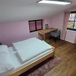 Nahe Gmunden 3 *